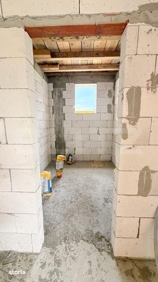 Casă cu 4 camere cu Teren 470 Mp în Brăilița