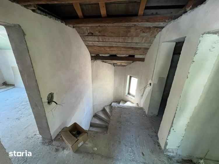 Casă cu 4 camere cu Teren 180 Mp în Progresul