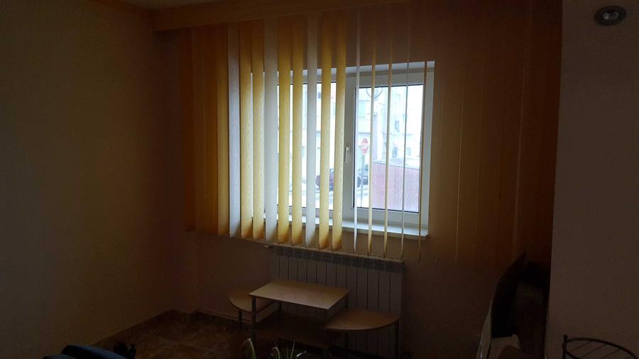 Casă cu 4 camere în Exterior Vest