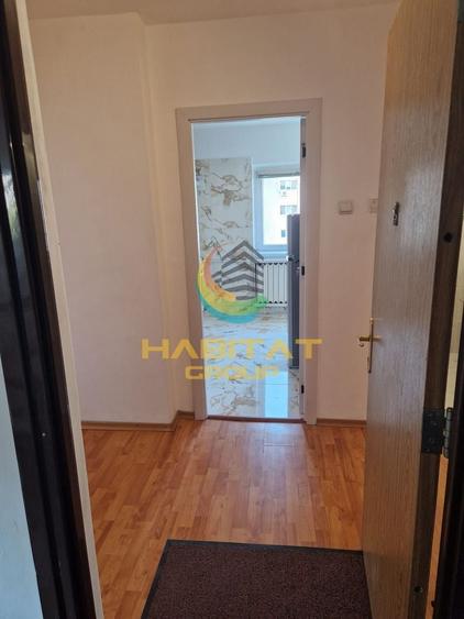 Apartament cu 3 camere decomandat în Vitan Mall