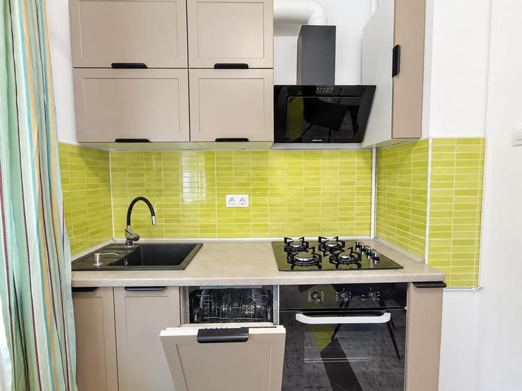 Apartament cu 2 camere decomandat în Centrul Civic