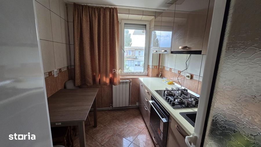 Apartament 3 camere micro 17