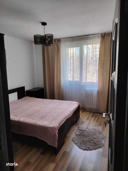 Apartament cu 3 camere, mobilat în Titan