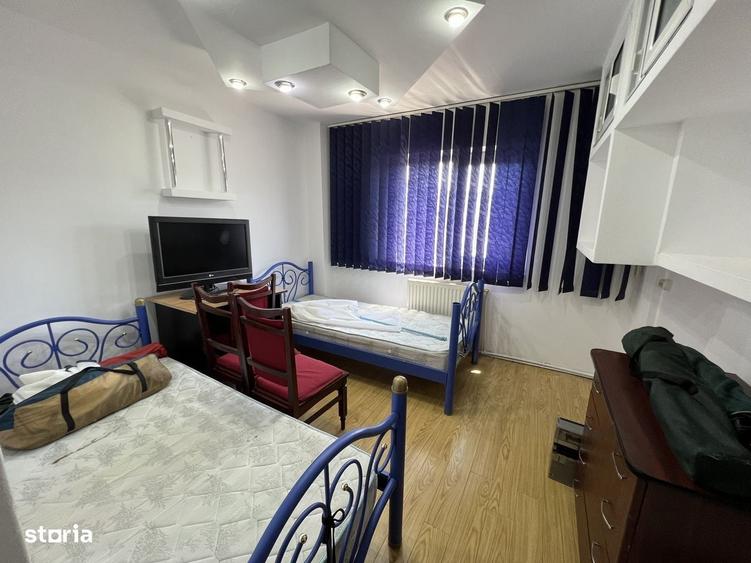Apartament cu 3 camere decomandat în Central