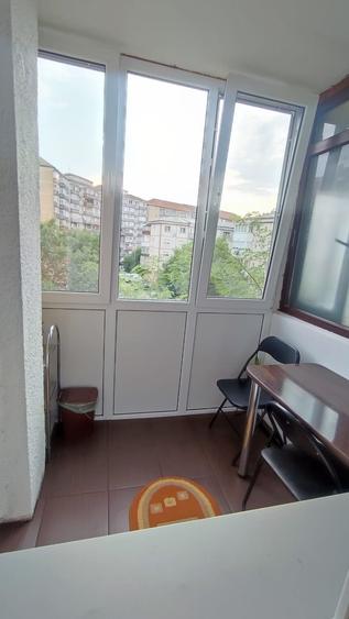 Garsonieră decomandată în Nufărul