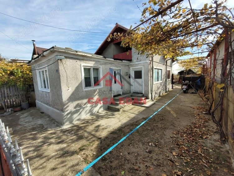 Casă cu 4 camere cu Teren 547 Mp în Măgureni