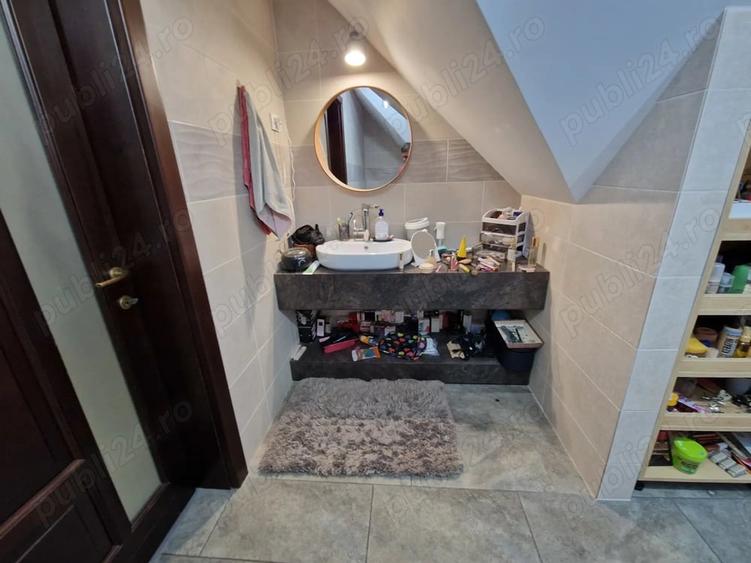 Casă cu 4 camere cu Teren 450 Mp în Tunari