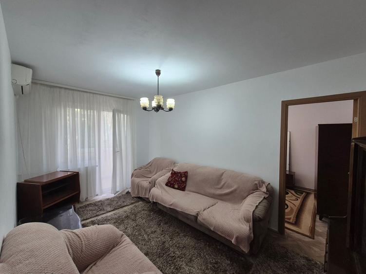 Apartament cu 2 camere nedecomandat, mobilat în Inel II