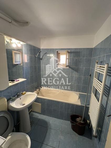 Apartament cu 2 camere decomandat, mobilat în Vest