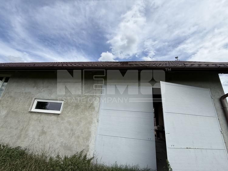 Casă individuală cu 7 camere cu Canalizare în Frătăuții Vechi