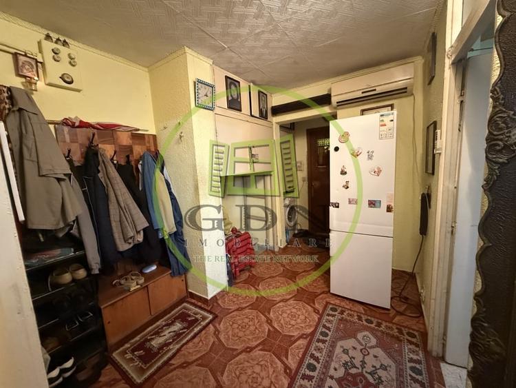Apartament cu 2 camere decomandat, mobilat în Rovine