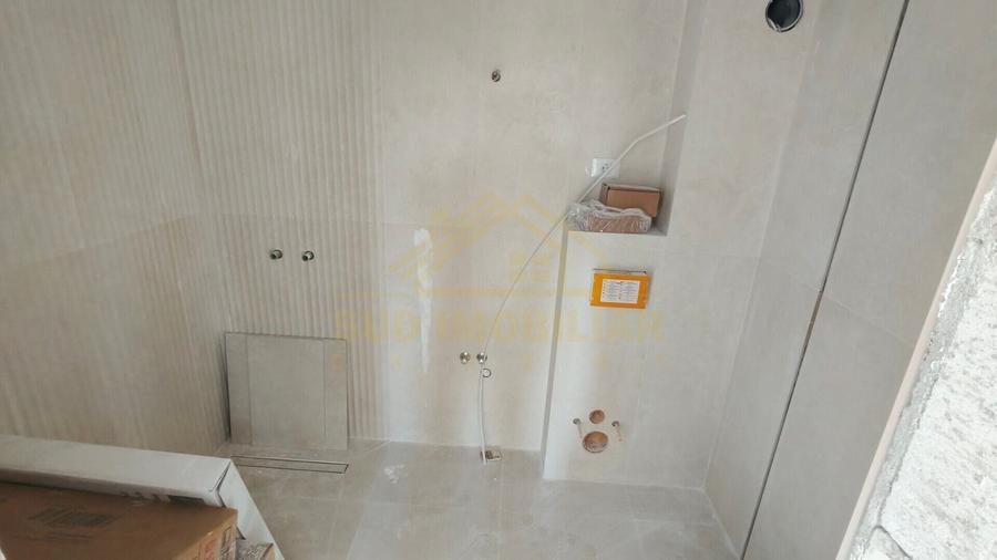 Apartament 2 Camere Decomandat - 52.3 mp - Incalzire in Pardoseala - 12