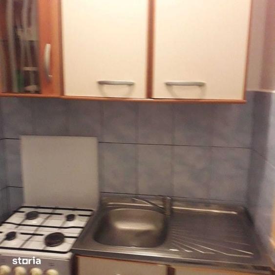 Inchiriez garsoniera - Severin autogara - etaj 1 - 160 euro - 1