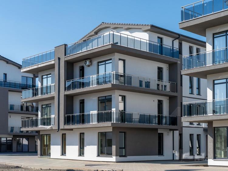 Apartament cu 2 camere decomandat în Giroc