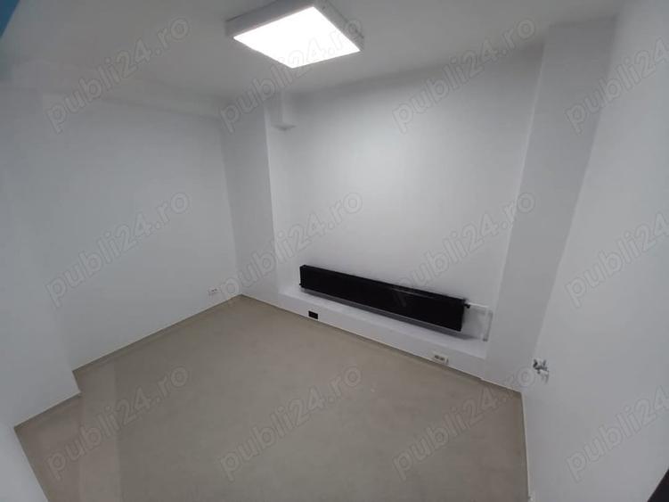 Spațiu comercial, de 100 mp, în Roșu