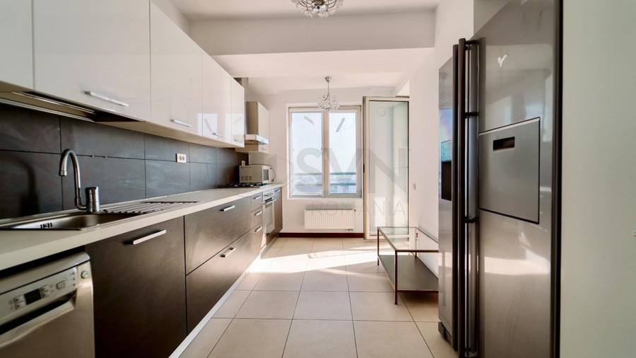 Apartament cu 3 camere decomandat, mobilat în Dristor