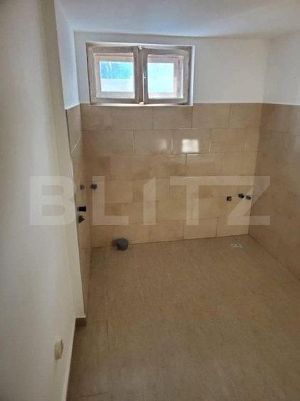 Casă individuală cu 5 camere cu Teren 2300 Mp în Micești