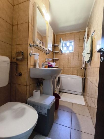 Apartament cu 2 camere nedecomandat, mobilat în Girocului