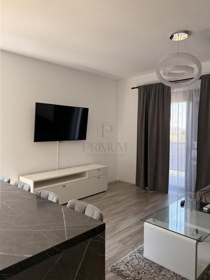 Apartament cu 2 camere decomandat în Giroc