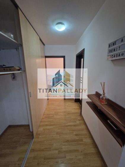 Apartament cu 2 camere decomandat în Titan