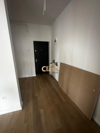 Apartament cu 3 camere semidecomandat în Baciu