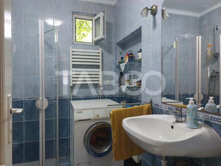 Casă individuală cu 6 camere cu Canalizare în Cisnădioara