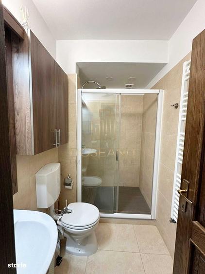 Apartament cu 2 camere decomandat în Lotus