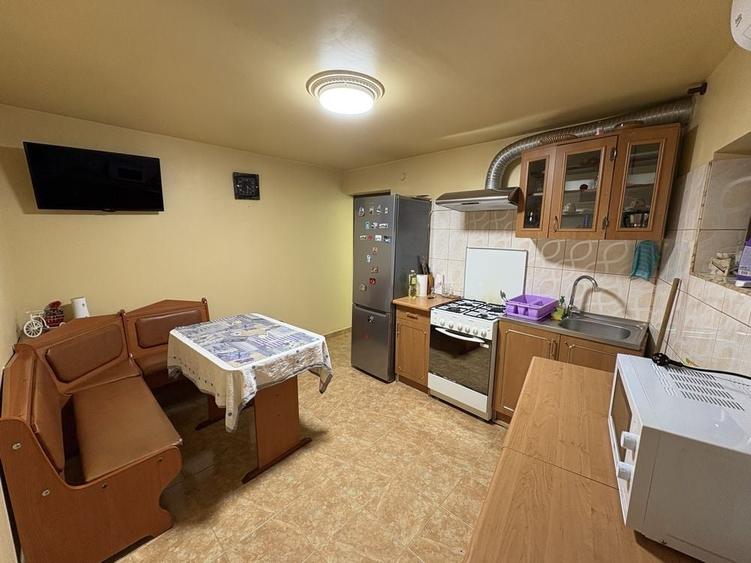 Casă cu 2 camere cu Teren 20 Mp în Dămăroaia