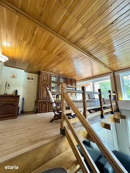 Apartament cu 3 camere decomandat în Boul Roșu