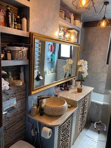 Apartament cu 3 camere în Mărășești