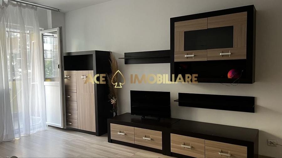 Apartament cu 3 camere semidecomandat, mobilat în Drumul Taberei