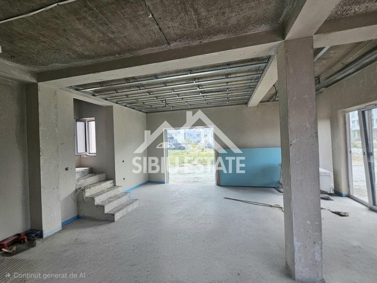 Duplex cu 4 camere cu Canalizare în Șelimbăr