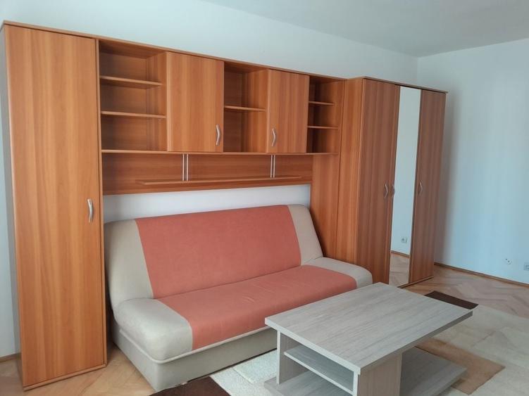 Apartament cu 2 camere decomandat în Calea Sighisoarei