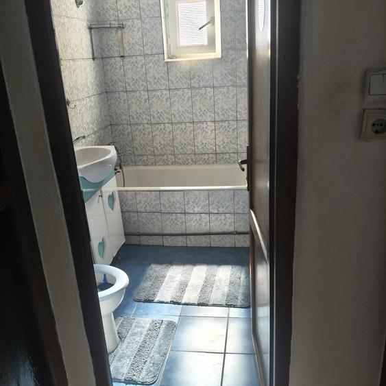 Apartament decomandat 2 Camere, 5 minute Mall si 2 minute Liceul Ecaterina, bloc cu acoperis - 5