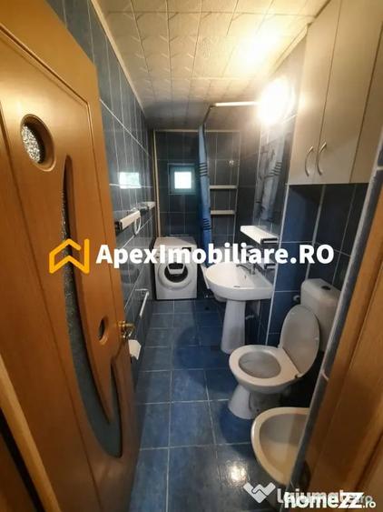 Garsonieră decomandată în Central