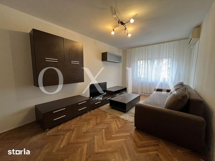 Apartament cu 3 camere semidecomandat, mobilat în Complex Studențesc