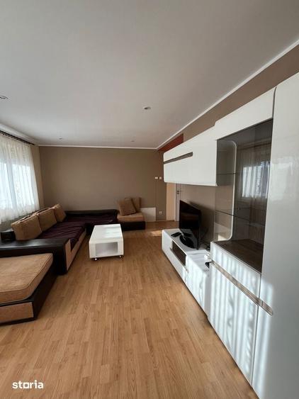 Apartament cu 2 camere în Cetate