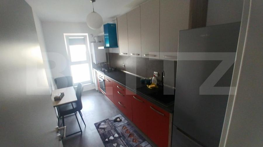 Apartament cu 2 camere decomandat, mobilat în Tractorul