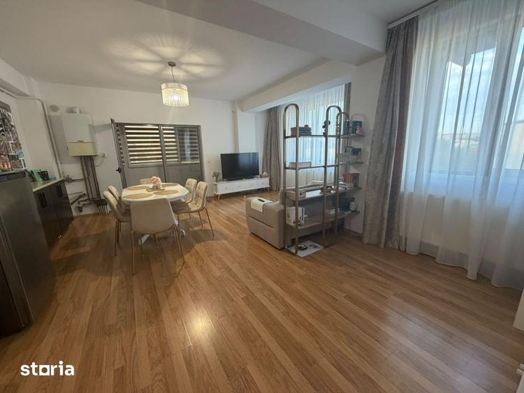 Apartament cu 3 camere decomandat, mobilat în Brestei — fotografia 3