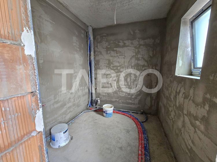 Duplex cu 4 camere cu Canalizare în Șelimbăr