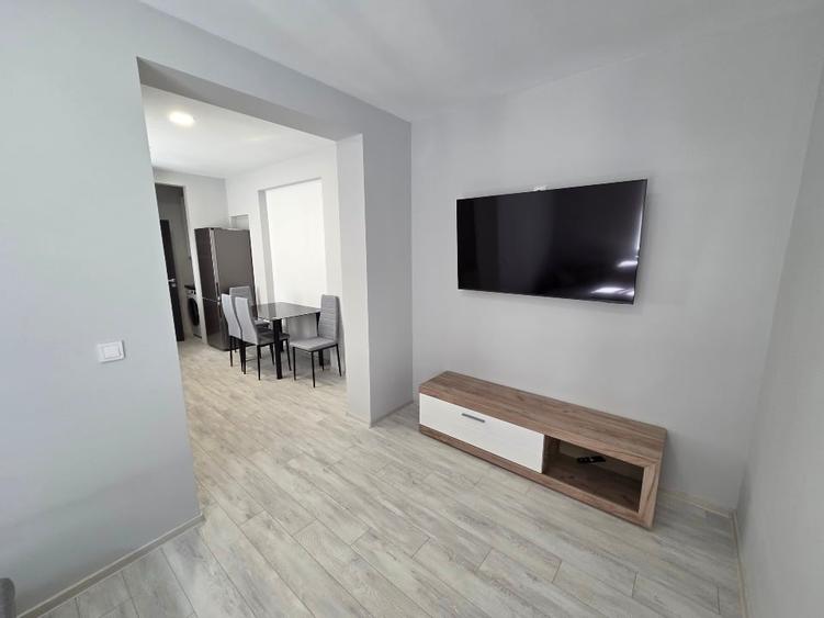 Apartament cu 2 camere semidecomandat în Central
