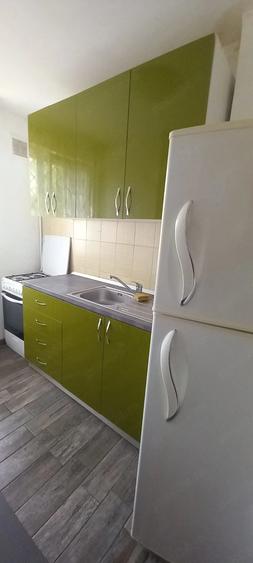 Apartament cu 2 camere semidecomandat în Cantemir
