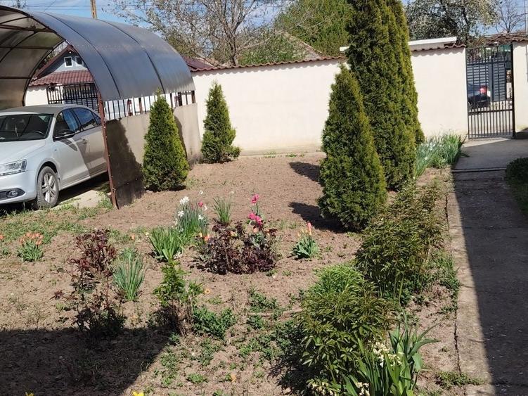 Casă cu 3 camere cu Teren 700 Mp în Amara