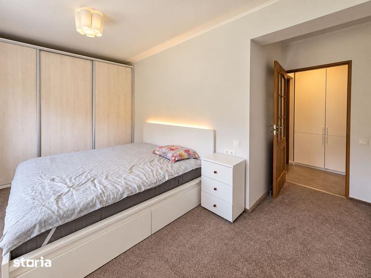 Apartament cu 3 camere decomandat în Florești