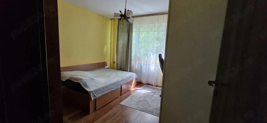 Apartament cu 2 camere decomandat în Drumul Taberei