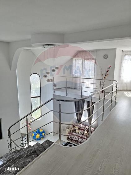Casă cu 5 camere cu Teren 676 Mp în Bogdan Vodă