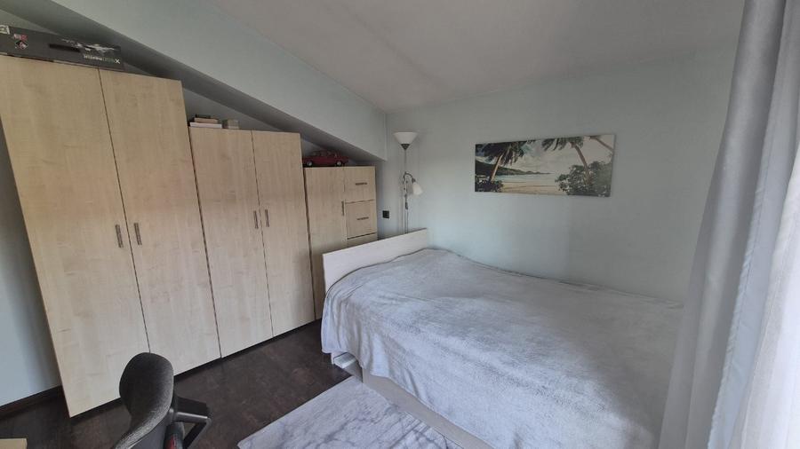 Casă individuală cu 5 camere cu Teren 595 Mp în Săcălaz