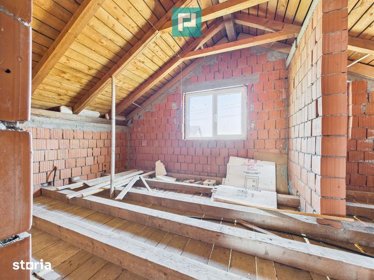 Casă cu 3 camere cu Teren 500 Mp în Frumușeni