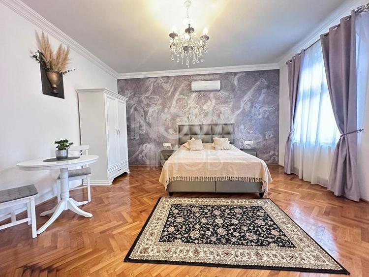 Apartament cu 3 camere semidecomandat, mobilat în Ultracentral