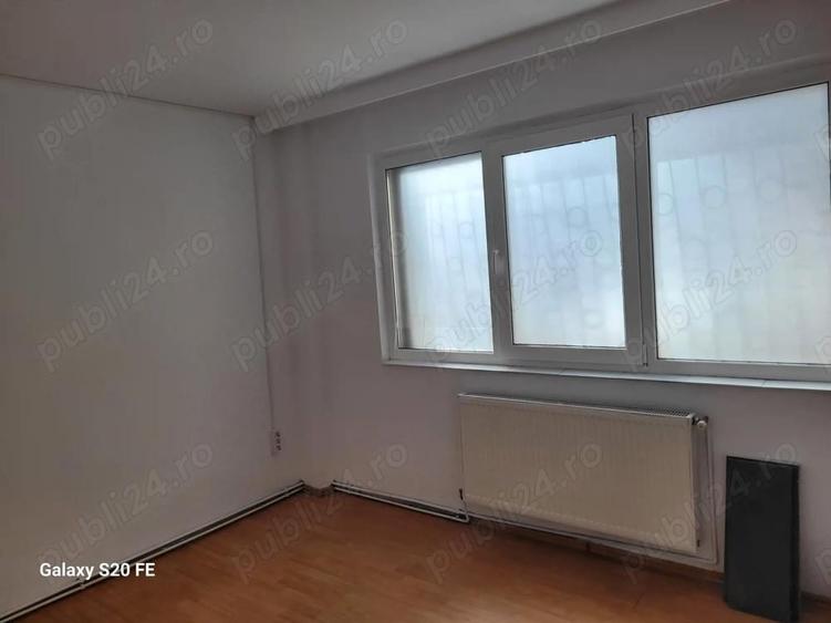 Spațiu comercial, de 16 mp, în Central